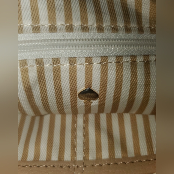 ♠️Kate Spade Cobble Hill Ellen Leather Crossbody Purse, EUC♠️ - Picture 11 of 14